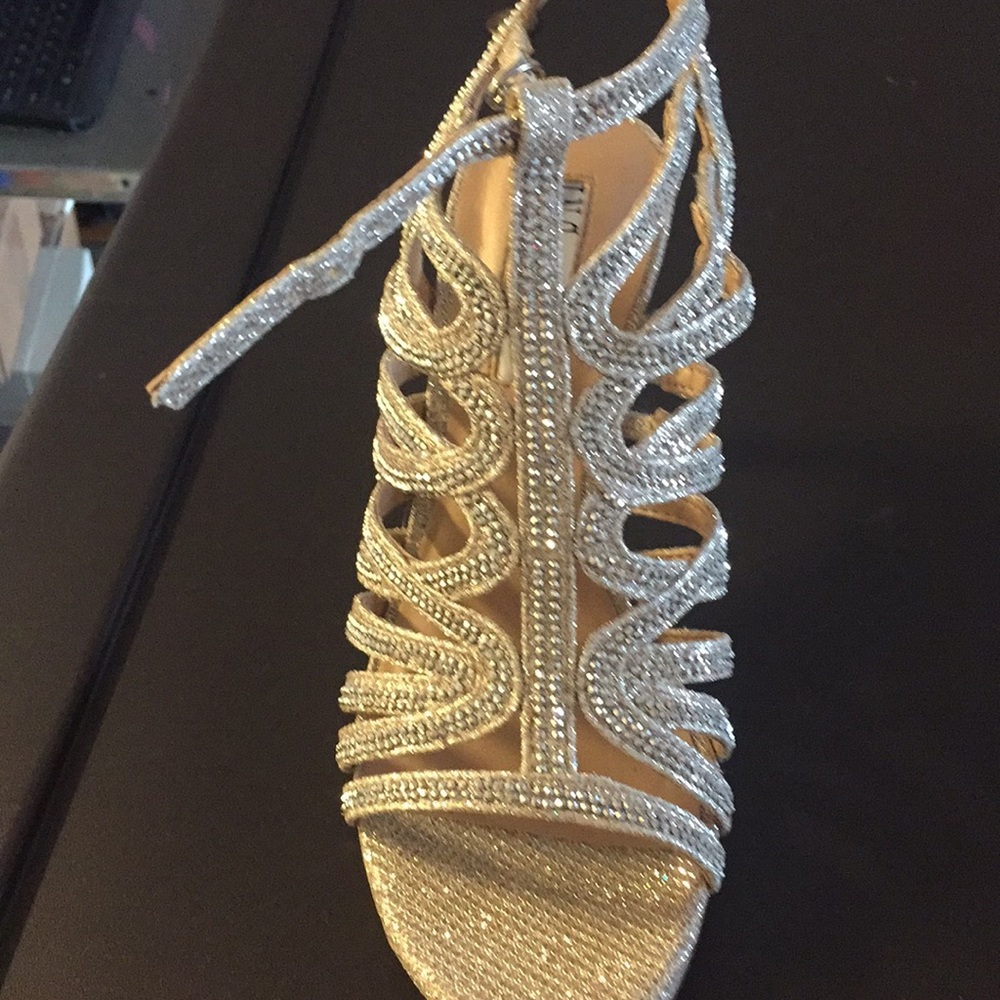 High heels - Picture 4 of 4